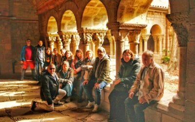 La visita al Poble Espanyol obre la participación al concurso #gaudimApropa