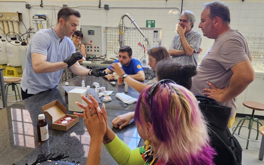L’Ocell de Foc rep un retorn extraordinari al projecte d’olis essencials